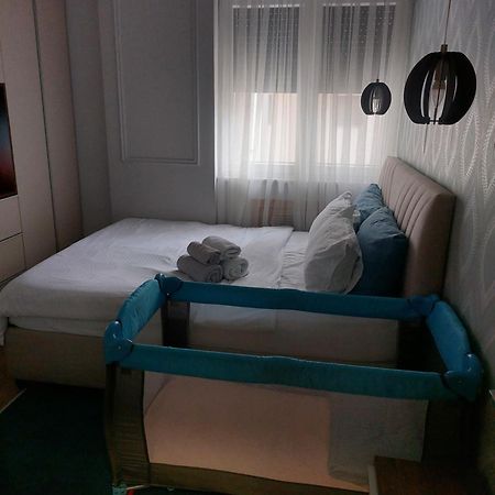 Stefan Lux Apartment Бієліна Екстер'єр фото