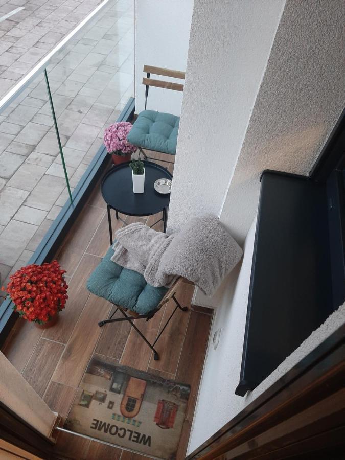 Stefan Lux Apartment Бієліна Екстер'єр фото