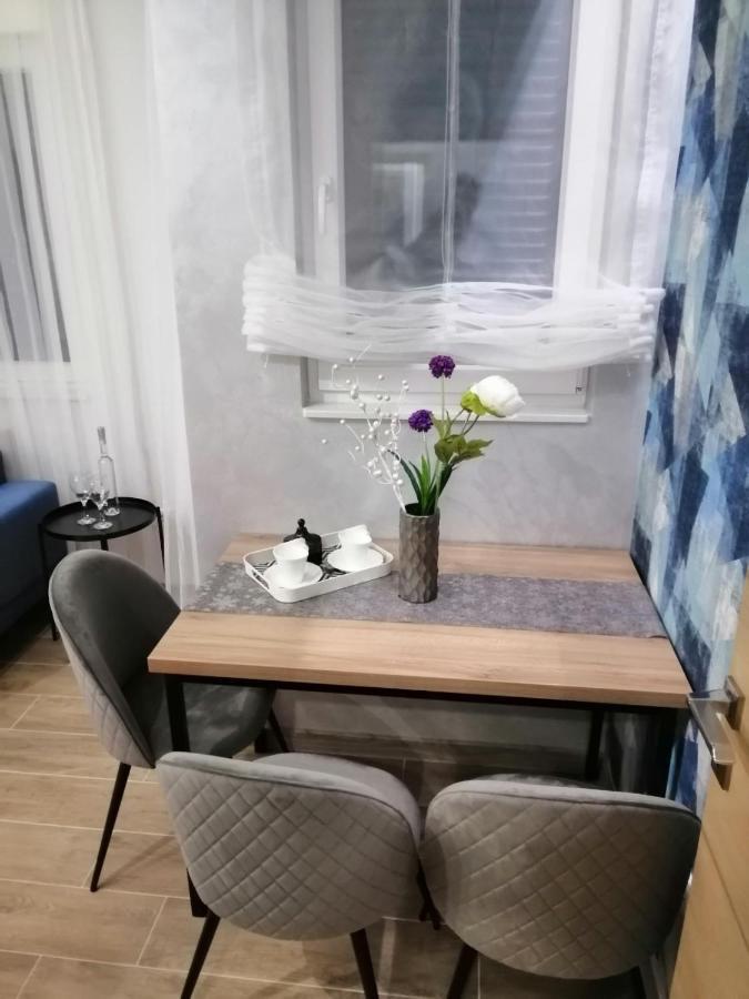 Stefan Lux Apartment Бієліна Екстер'єр фото
